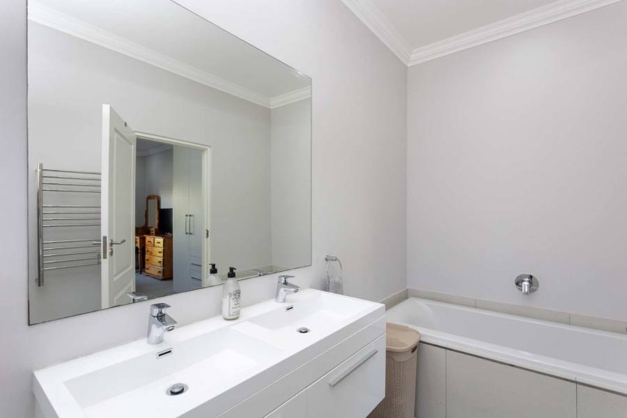 3 Bedroom Property for Sale in Val De Vie Estate Western Cape